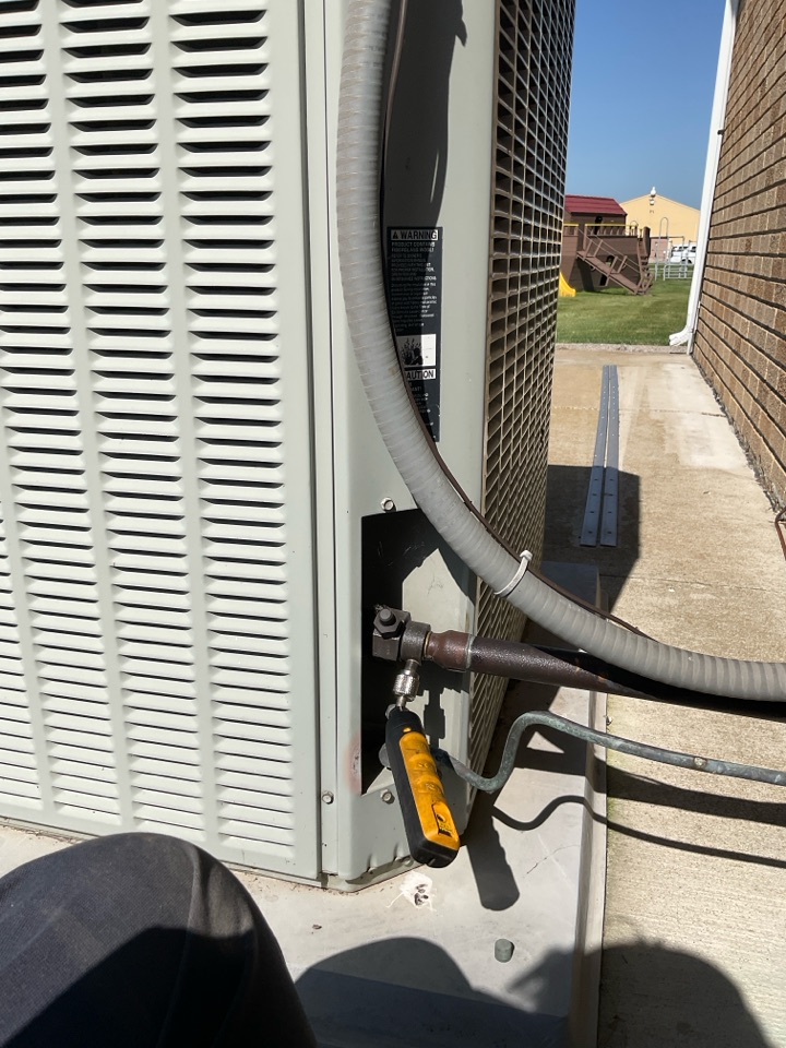Performed air conditioning inspection and evaluation on a 25 year old Trane system. 