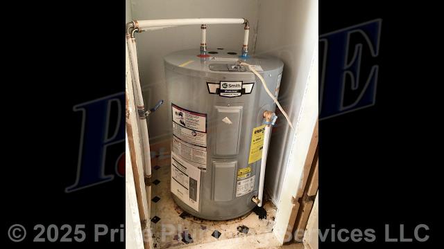 Pride Plumbing came out and replaced a leaking 38-gallon electric Rheem 82SV40-2 lowboy water heater with a new 38-gallon electric A.O. Smith ENLB-40 110 lowboy model. First, after disconnecting its electrical connections and inlet and outlet water lines, we removed and disposed of the old water heater. Then we installed water heater pads, the new water heater, ball water shut-off valves, PEX and stainless-steel water supply lines to the water heater connectors, a brass drain valve, and wired up the electrical connections to the new water heater (adding a Romex connector). Finally, we bled the air out of the water lines, ensured that the unit’s temperature and pressure (T&P) relief valve was properly vented, and set the unit to its appropriate operating temperature.