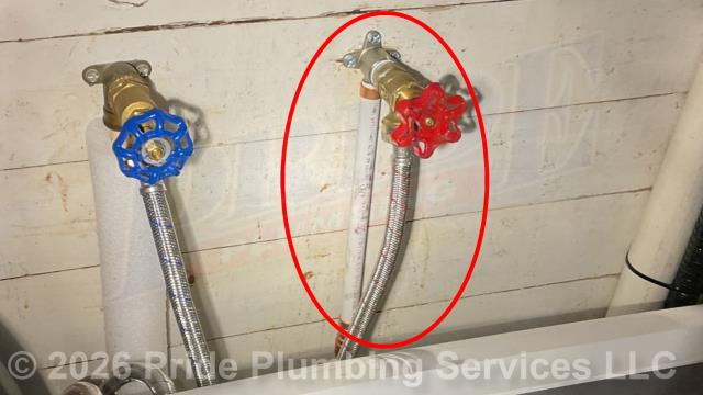 Pride Plumbing was called out for a broken water supply line behind a washing machine. We cut out the leaking section of CPVC pipe, used a CPVC to PEX transition fitting to connect a new section of PEX piping, installed a new drop ear fitting, and added a new hot-side brass hose bib. We gave the glue time to set and then turned the water back on and inspected for leaks with no further issues.