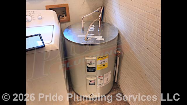 Pride Plumbing came out and replaced a malfunctioning 50-gallon electric Rheem lowboy water heater with a new 50-gallon electric Bradford White RE250LN6-1NCWW lowboy model. This included removing and disposing of the old water heater; installing water heater pads, the new water heater, ball water shut-off valves, PEX and stainless steel water supply lines to the water heater connectors, a brass drain valve, bleeding the air out of the water lines, ensuring that the unit’s temperature and pressure (T&P) relief valve was properly vented, wiring the water heater's electrical connections (adding a Romex connector), and setting the unit to its appropriate operating temperature. We also provided a cost estimate to pull and replace a well's submersible pump along with its 30/50 pump switch and pressure gauge and charge the well tank.