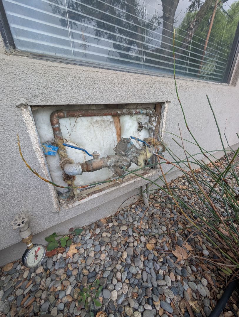 Inspected a water service entrance and Wilkins 550 DC backflow preventer assembly in Paso Robles.  