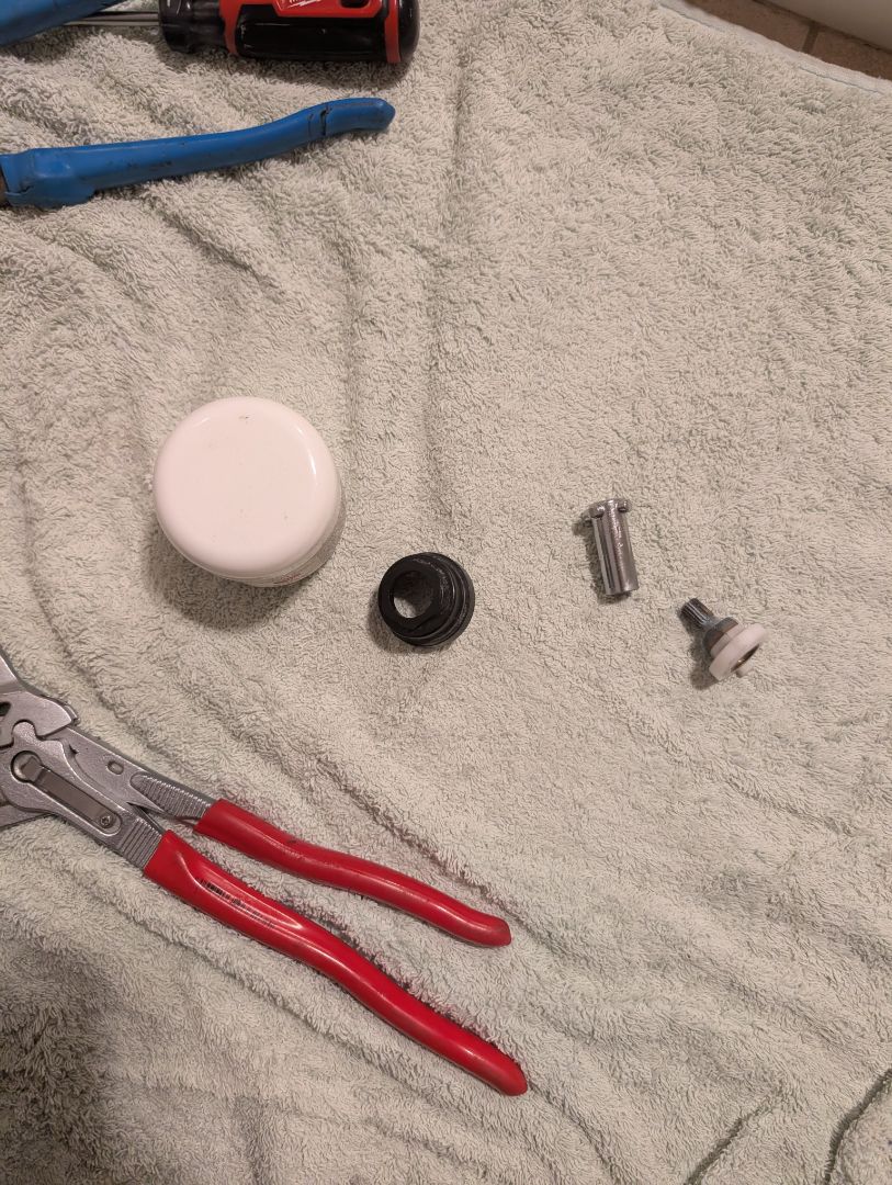 repaired a Kohler shower valve in Paso Robles.