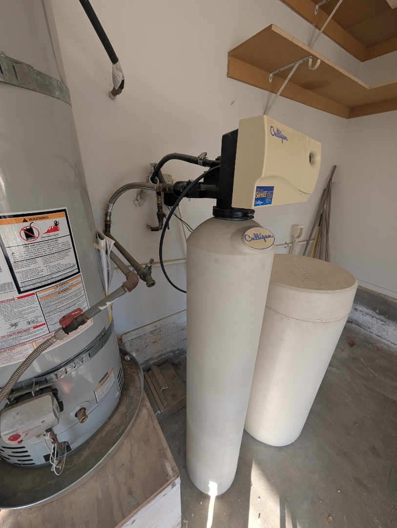 provided an estimate for a new Moen Flo water monitor and leak detector in Paso Robles. 