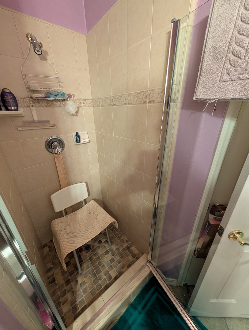 provided an estimate to install grab bars in a shower in Paso Robles.