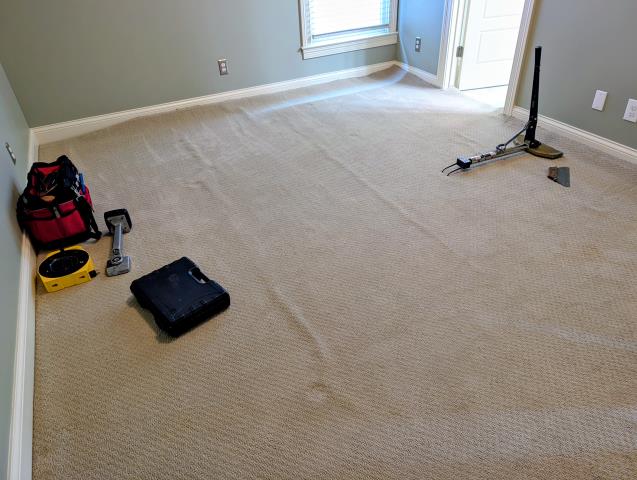 This was a fun little Norton Commons carpet stretching and cleaning job today. The results are impressive, with the carpet now looking fresh and revitalized.