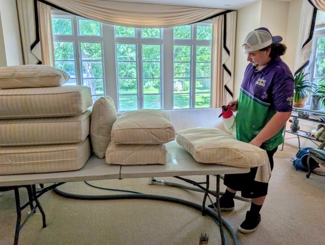 The customer was worried about water stains on her luxury sofa. We cleaned it thoroughly, removing all soiling and staining, leaving it looking brand new.