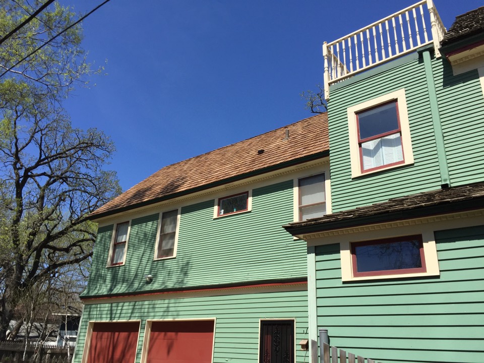 Minneapolis, MN - Historic preservation job complete, homeowner is going to get the house painted and they will be good for years to come Minneapolis, MN - Historic preservation job complete, homeowner is going to get the house painted and they will be good for years to come