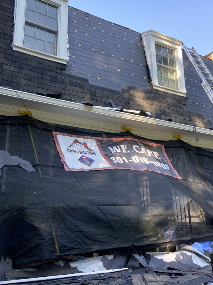 Chevy Chase, MD - When a storm damaged this house DNB Construction came to the rescue. We worked tirelessly to assist the homeowner to get his insurance claim to restore all the damaged sections of his house! Today we are showing we care by installing the new GAF Timberline HDZ roof he always wanted. Chevy Chase, MD - When a storm damaged this house DNB Construction came to the rescue. We worked tirelessly to assist the homeowner to get his insurance claim to restore all the damaged sections of his house! Today we are showing we care by installing the new GAF Timberline HDZ roof he always wanted.