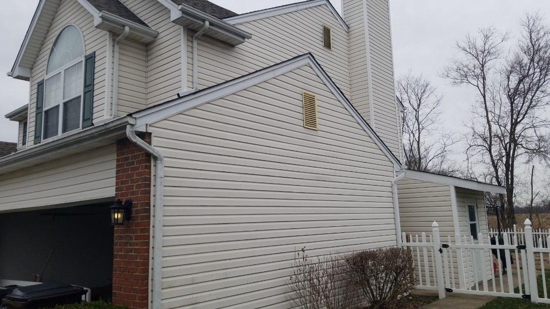 Mastic siding replacement in Clayton, Ohio 