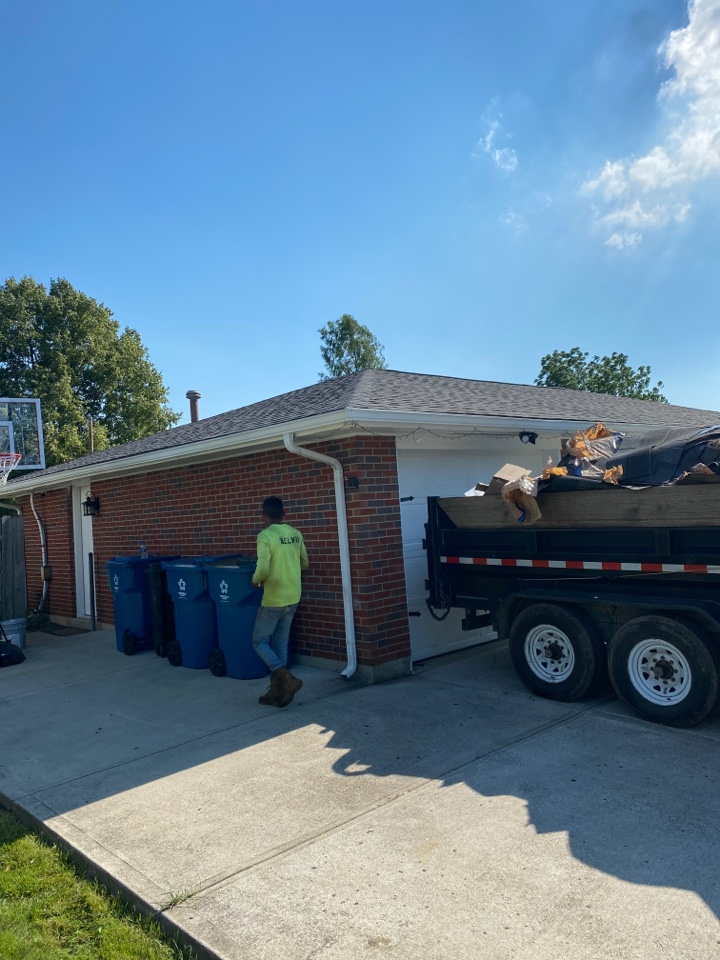 Full roof replacement using CertainTeed Landmark shingles in Huber Heights, Ohio. 