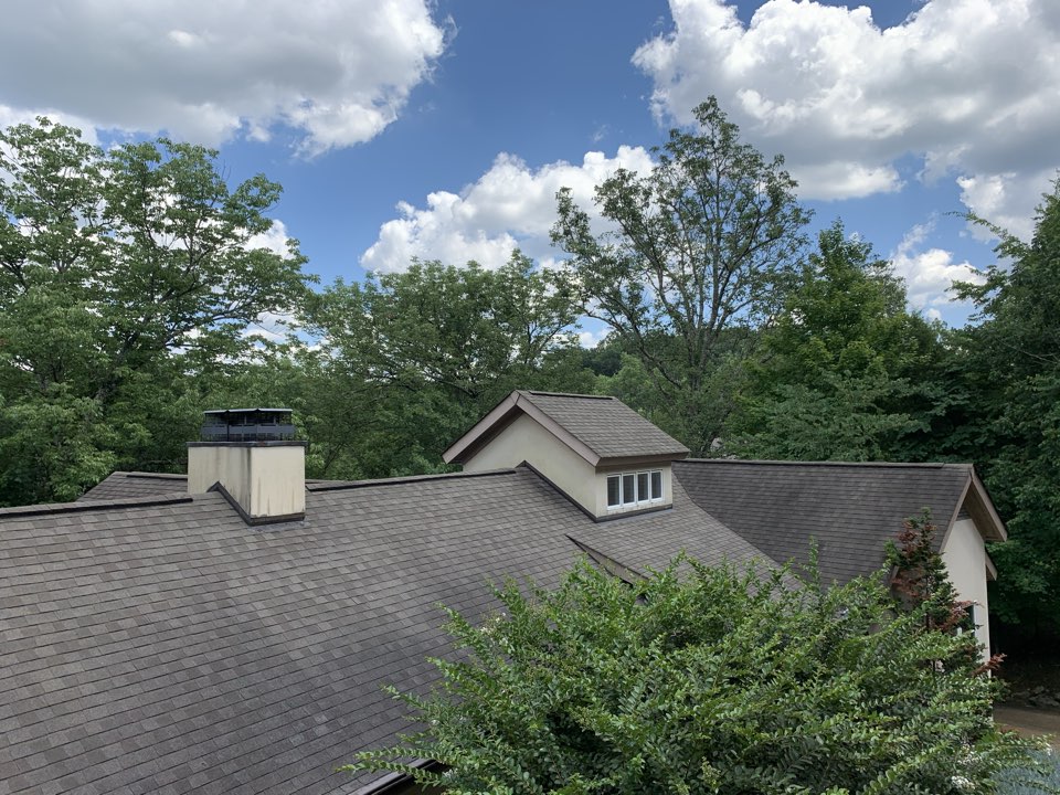 Roof inspection for an old roof. In the hills best view in town. Nashville. Roof inspection for an old roof. In the hills best view in town. Nashville.