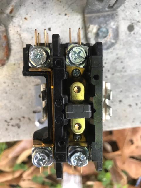 Fort Lauderdale, FL - This residential customer called advising that her system was not cooling. When we ran a full diagnostic of the system we discovered that the filter was dirty and contactor was pitted. We replaced the part and the labor was performed with no cost to the customer because she purchased a 10 year parts and labor warranty. Fort Lauderdale, FL - This residential customer called advising that her system was not cooling. When we ran a full diagnostic of the system we discovered that the filter was dirty and contactor was pitted. We replaced the part and the labor was performed with no cost to the customer because she purchased a 10 year parts and labor warranty.