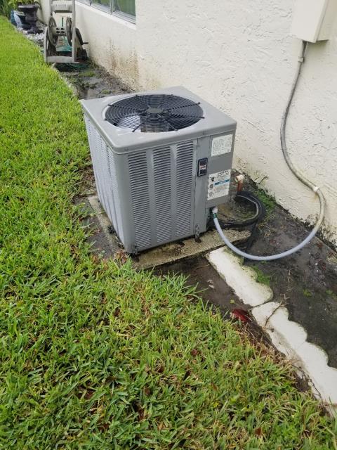 This customer's AC system was leaking water and in need of AC repair. After our technician arrived to diagnose the problem, we realized that this old system was in need of major repair. Instead of suggesting repairs, we recommend replacement. Our Comfort Consultant has been sent out to provide options for replacement that fit this customer's home. 