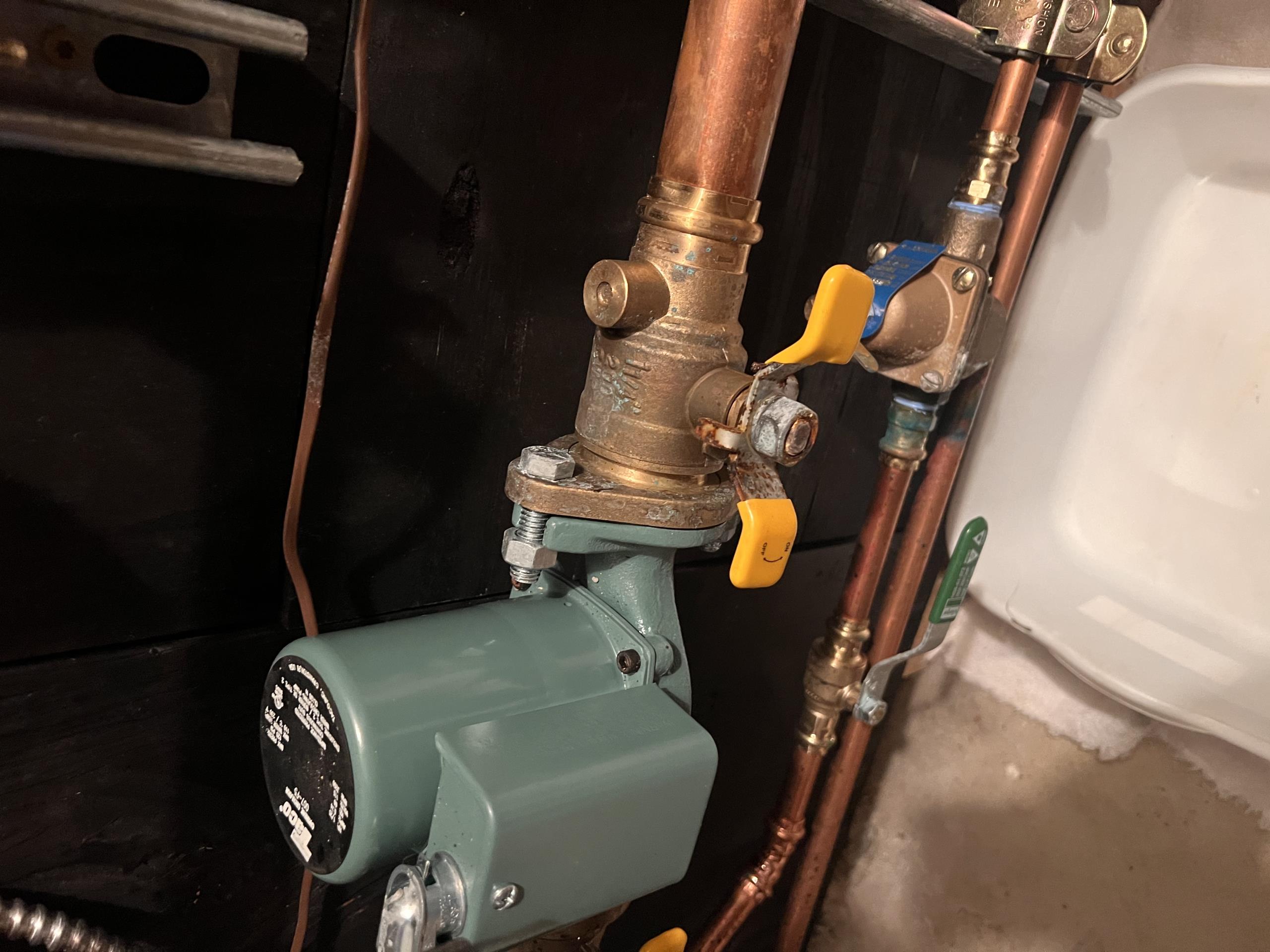 Hawthorne, NJ - Arrived onsite for leak on recently installed boiler system. Homeowner noticed rusting on a valve…clean the valve but noticed the leak was from an 45 degree press fitting 3/4 inch above the valve. It was the slightest of drips. Cleaned the piping and repressed the fitting. Confirmed the leak had stopped. Hawthorne, NJ - Arrived onsite for leak on recently installed boiler system. Homeowner noticed rusting on a valve…clean the valve but noticed the leak was from an 45 degree press fitting 3/4 inch above the valve. It was the slightest of drips. Cleaned the piping and repressed the fitting. Confirmed the leak had stopped.