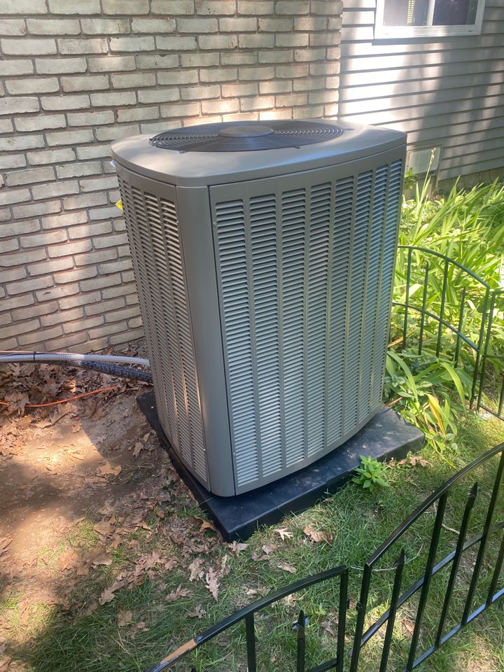 Installed a new Lennox air conditioner and furnace 