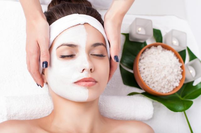 Facials Can Clear Up Both Acne and Blemishes.