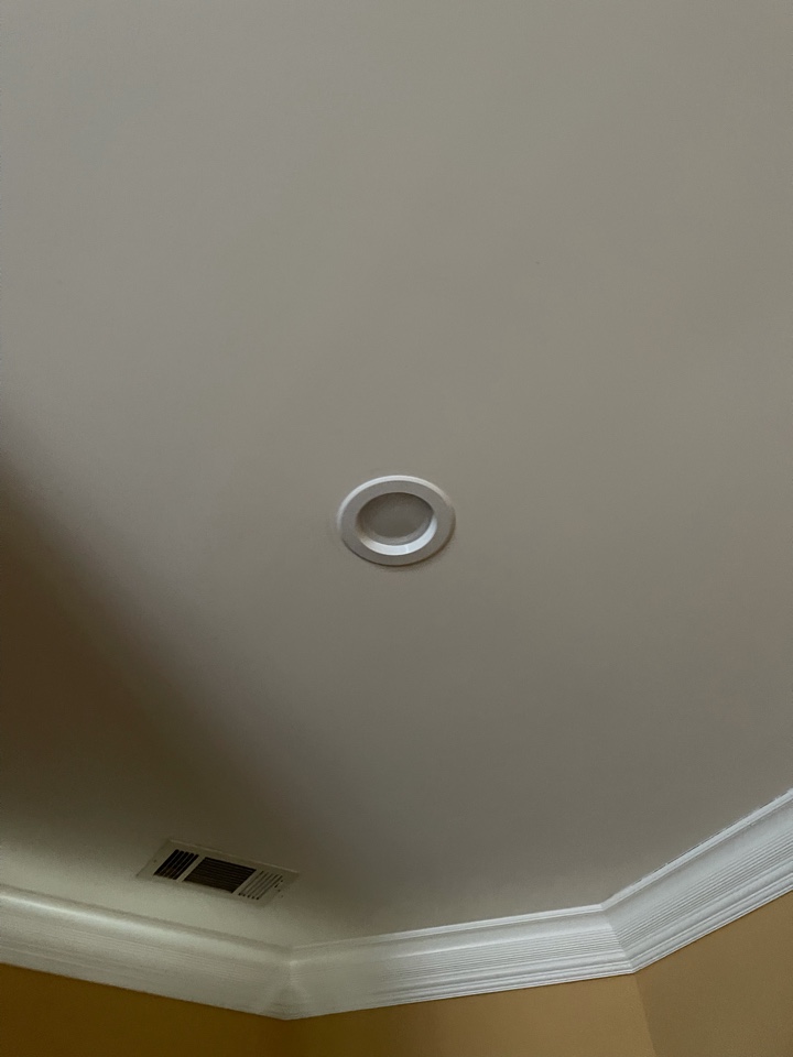 Electrician near me in adairsville ga installed new cans in bedroom. 