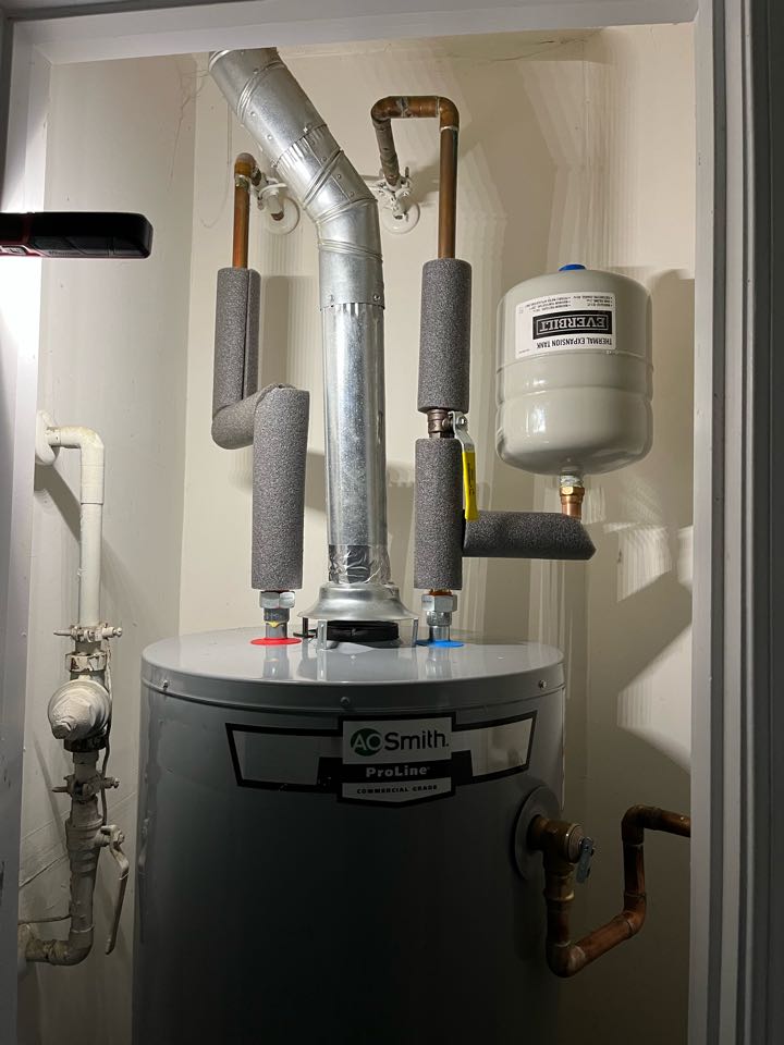 Plumber replaced and install gas water heater