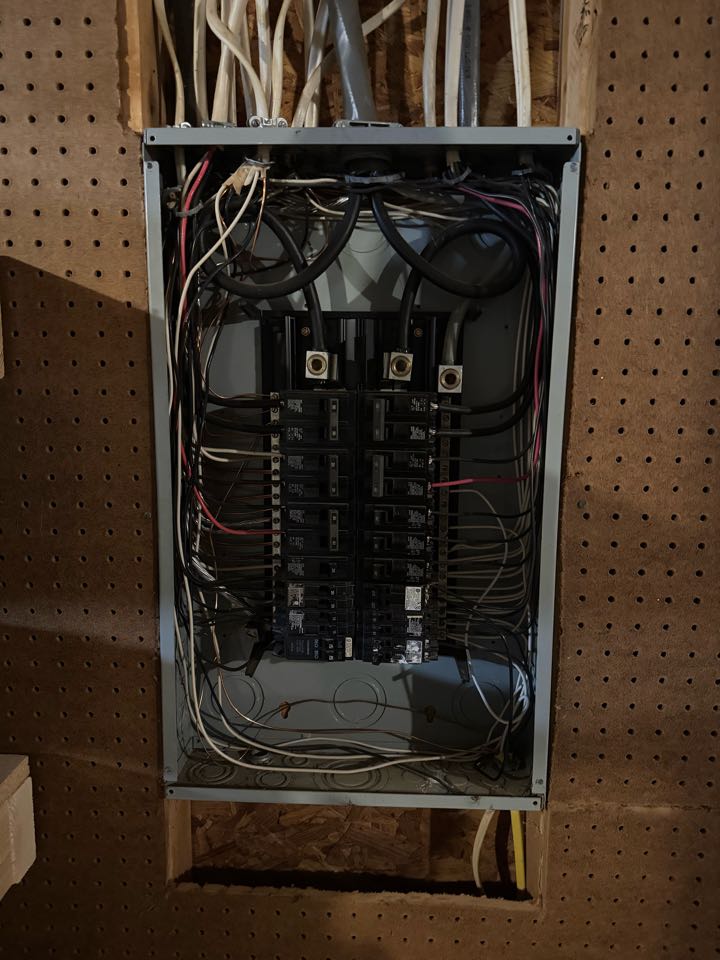 Electric is replacing a old over loaded panel
