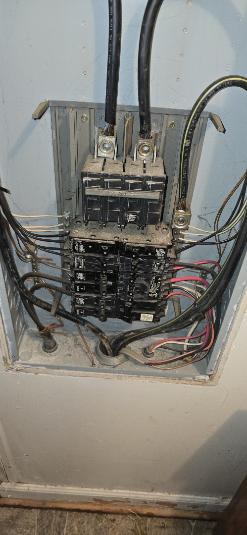 ?Checking in here in Somerville, Georgia, where I completed panel maintenance for a homeowner. Ensuring the electrical system is safe, reliable, and operating at peak performance.?

