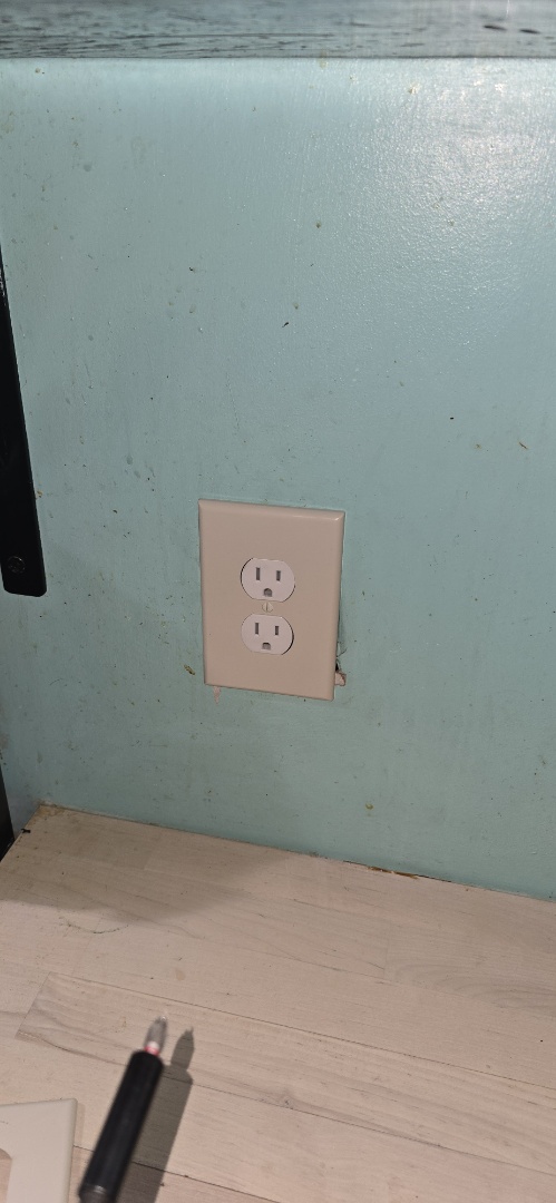 ?Checking in here in Rome, Georgia. Installing a new electrical receptacle for a homeowner and ensuring the circuit is safe and up to code. Happy to help with any outlet upgrades or electrical needs in the area.?

