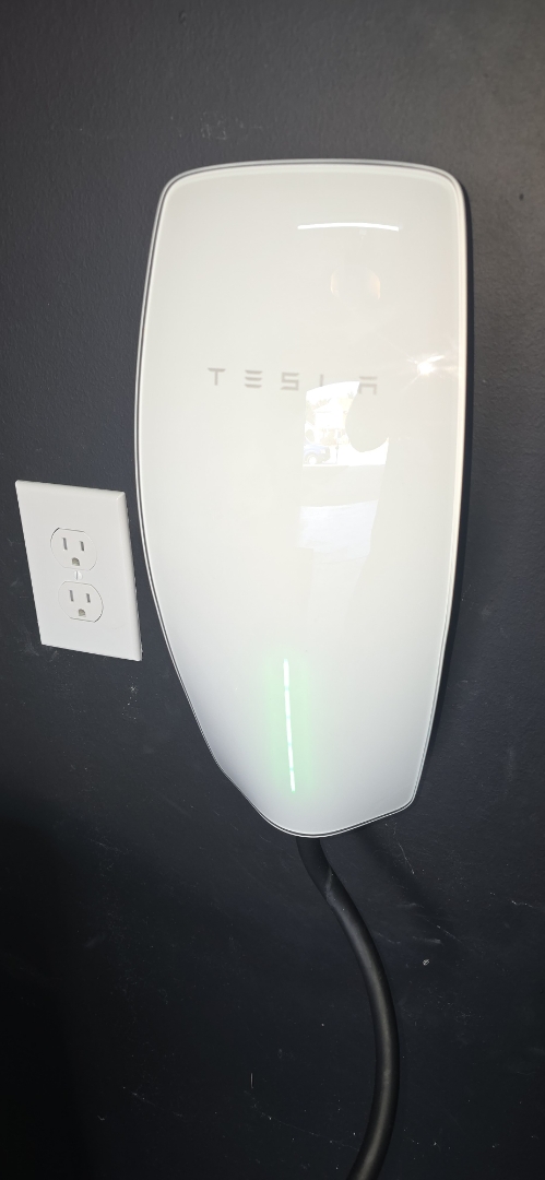 ?Checking in from Canton, Georgia. Just completed the installation of a new EV charging station for a homeowner. Ensuring safe, reliable charging and proper electrical setup.?


