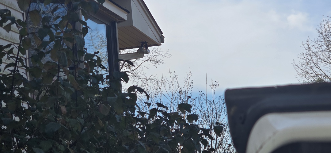 Giving a free electrical estimate for floodlight replacement in  rock springs georgia