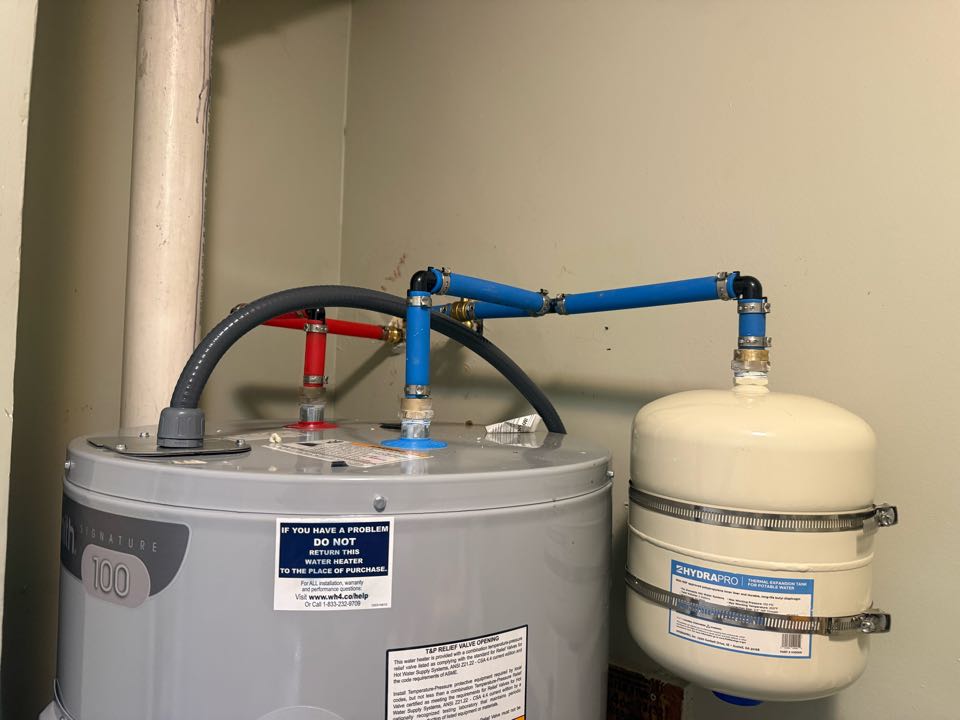Arrived at the customer’s home to complete a hot water heater installation. Removed the old unit and professionally installed a new water heater to restore reliable hot water throughout the home. Verified proper connections, checked for leaks, and tested the system to ensure safe and efficient operation. The customer now has consistent hot water and improved performance.

If you need water heater installation, replacement, or plumbing services, we’re ready to help!