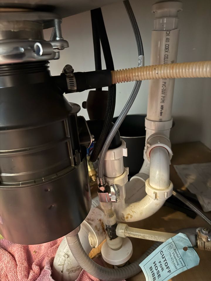 Came out today to professionally install a new garbage disposal under the kitchen sink. Removed the old unit, properly mounted the new garbage disposal, connected the drain and electrical, and tested for leaks to ensure everything is working correctly. Customer now has a fully functioning garbage disposal with smooth operation. Another successful kitchen plumbing service completed.