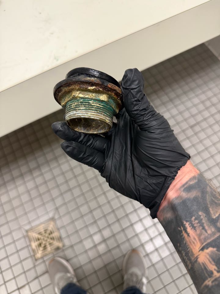 Came out to the customer’s location and completed a professional plumbing repair on a wall-mounted Sloan flush valve. Installed a new spud connector to ensure a proper seal and reliable operation. Tested the Sloan valve after installation to confirm there were no leaks and that the toilet was flushing correctly. Another wall-mounted toilet repair completed efficiently to restore full functionality.