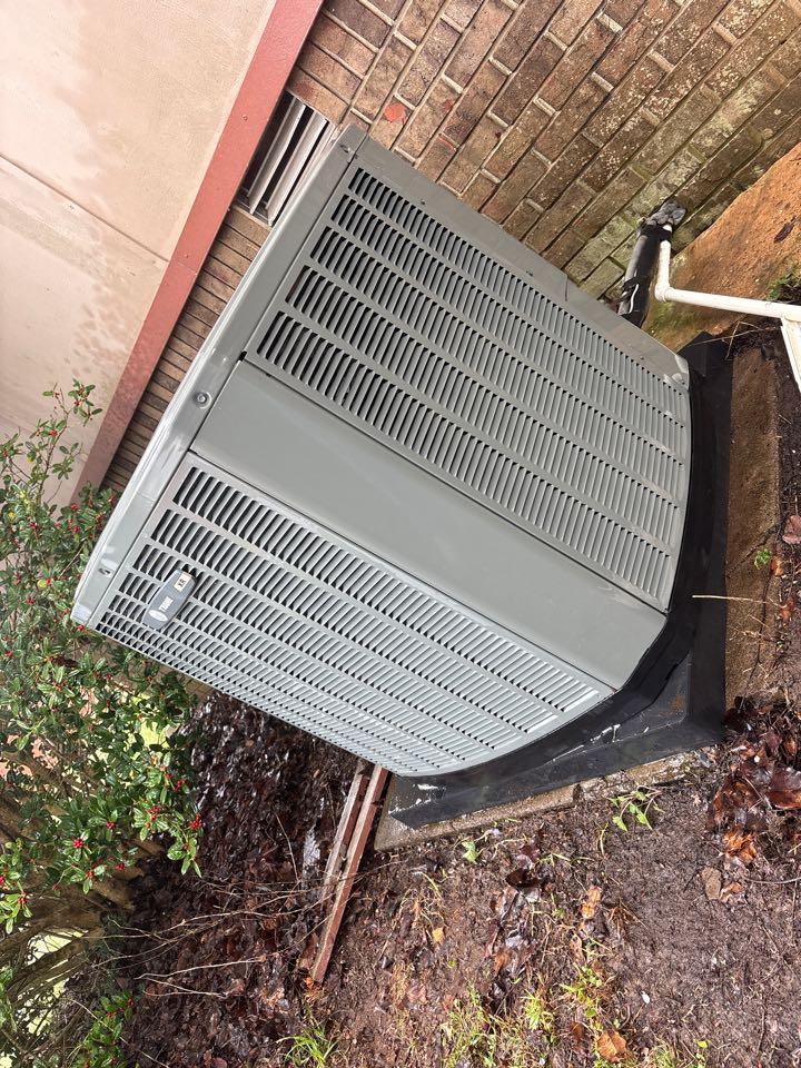 Came out and completed spring maintenance check and get customer ready for the summer