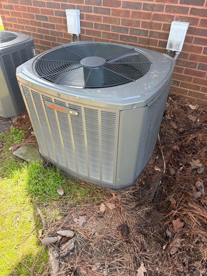 Clanton, AL - Found bad condensation pump