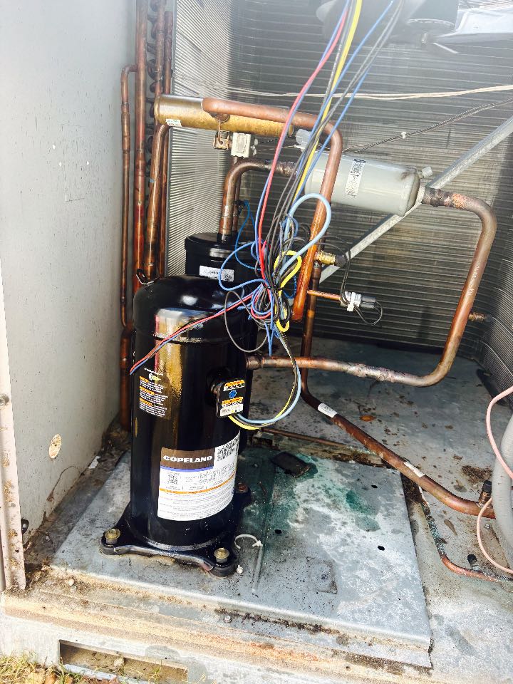 Came out replaced compressor and got customer going today