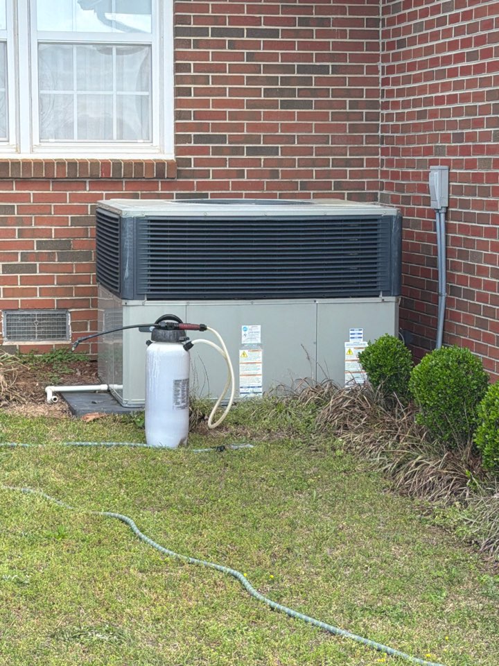 Maplesville, AL - Spring maintenance 