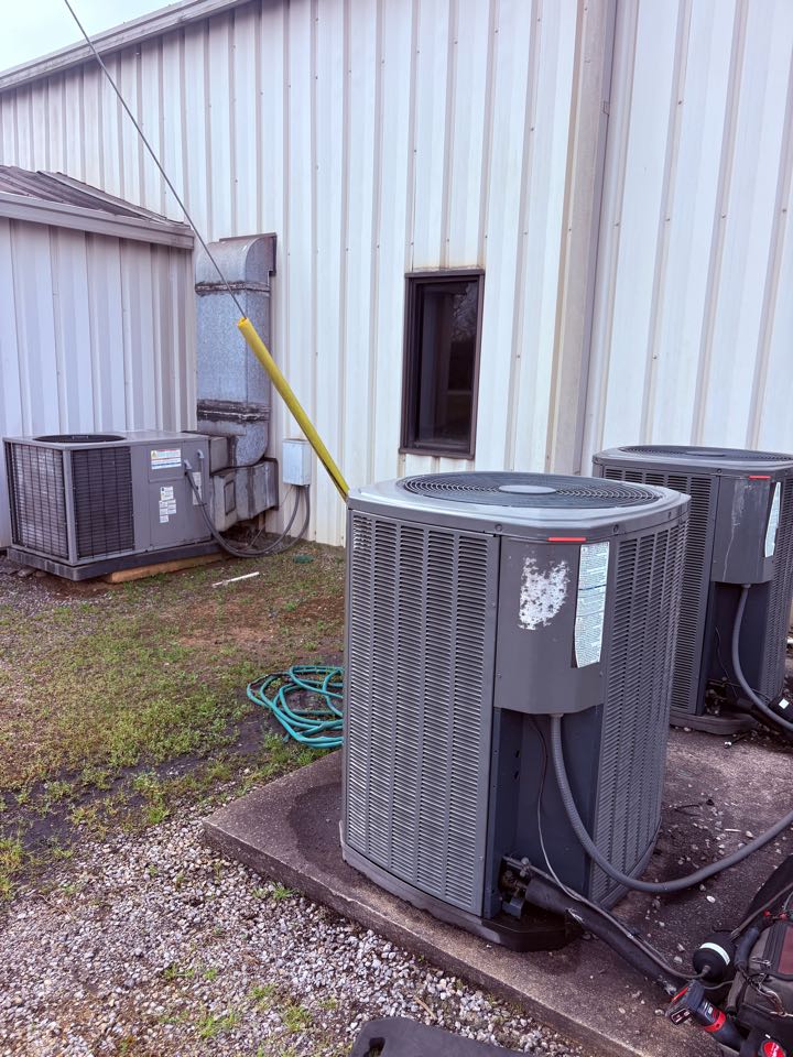 Thorsby, AL - Came out and completed multisystem maintenance and got customer ready for cooling season