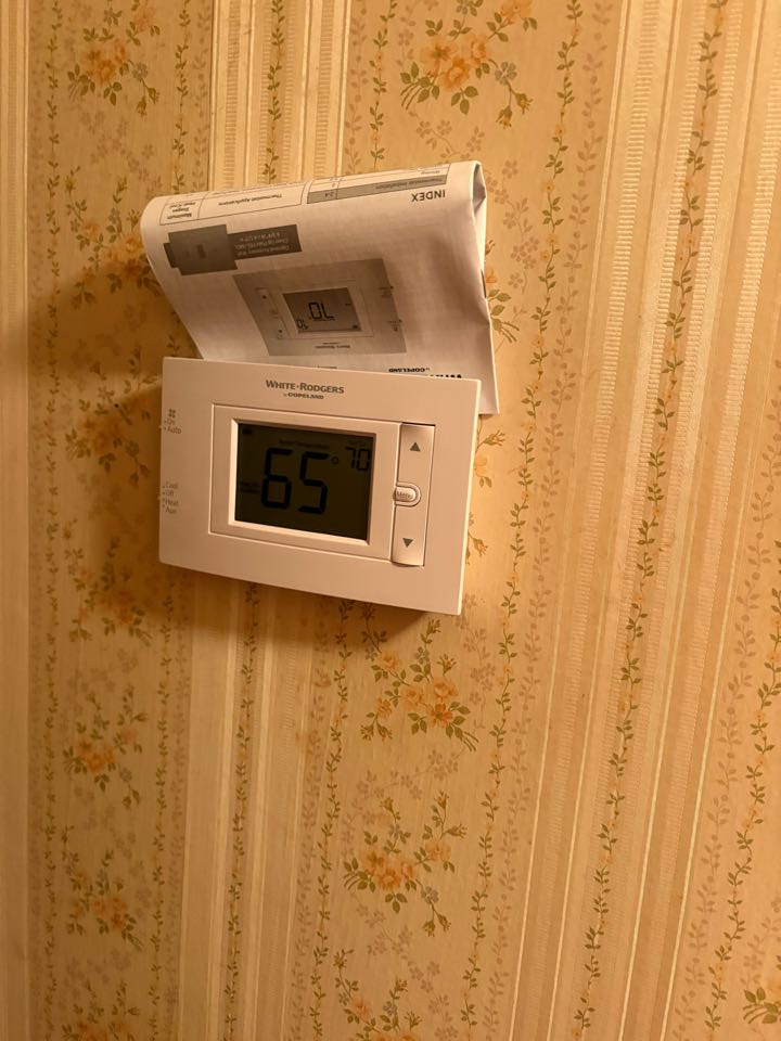 Thorsby, AL - Came out found shorted, thermostat and shorted thermostat wire as well as the high pressure switch being shorted and wire broken on reversing valve solenoid got it all repaired and got customer back going today