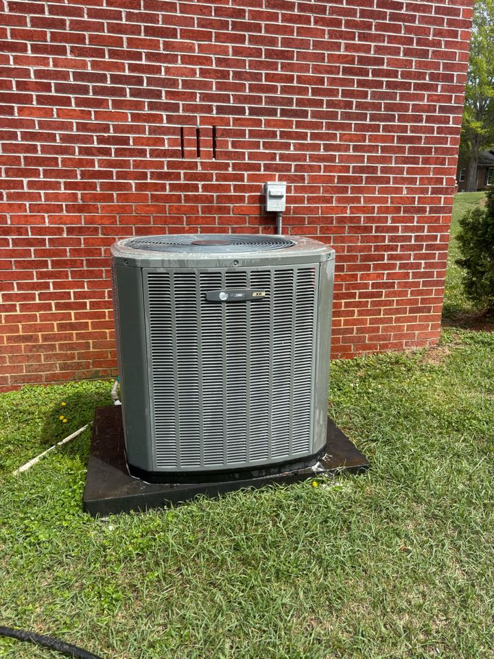Jemison, AL - Came out completed spring maintenance and got customer ready for cooling season