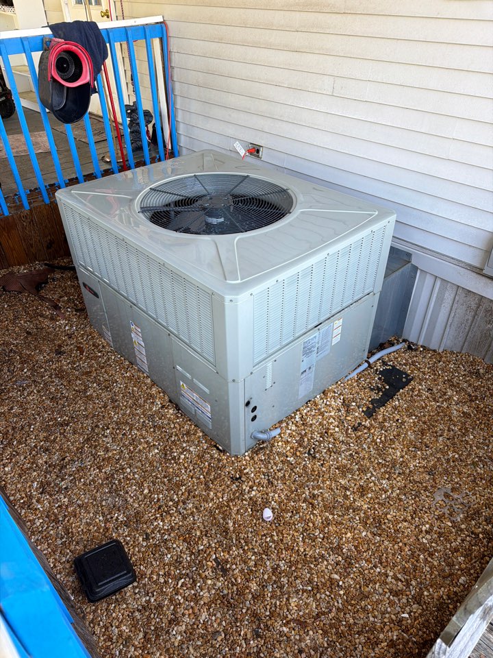 Billingsley, AL - Spring maintenance 