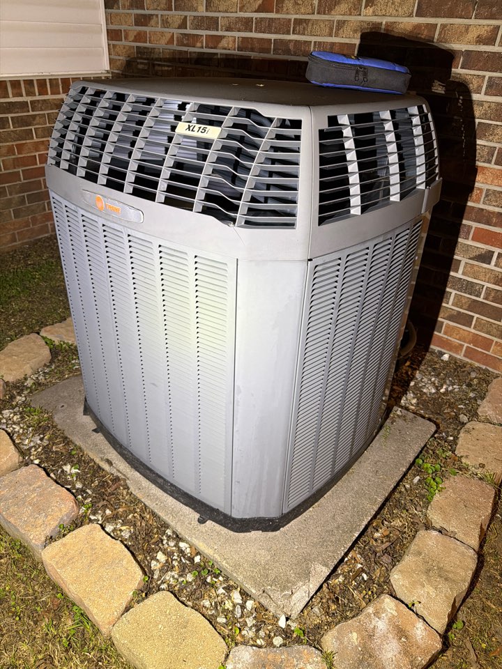 Clanton, AL - Bad capacitor 