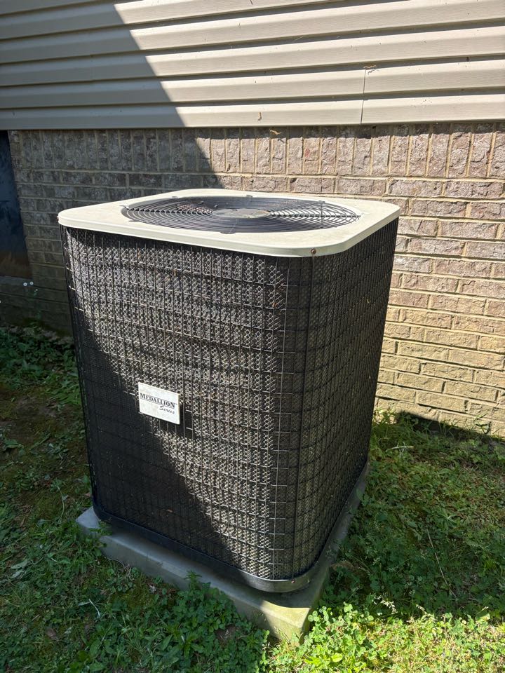 Jemison, AL - Came out and found customers indoor evaporator coil leaking. Replaced the coil and got customer going again today.