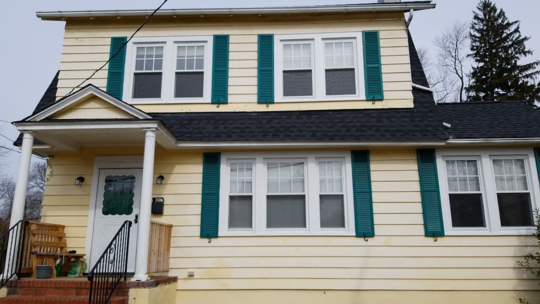 Morris Plains, NJ - Measuring a new siding project in Morris Plains New Jersey Morris Plains, NJ - Measuring a new siding project in Morris Plains New Jersey
