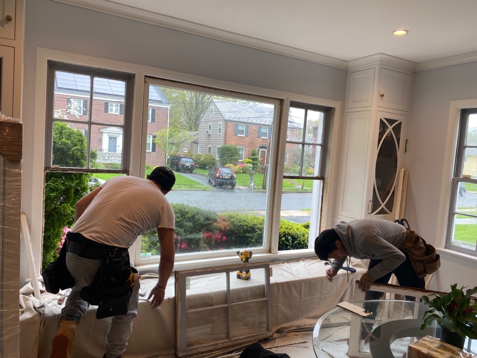Maplewood, NJ - Installing Harvey Tribute vinyl replacement windows in Maplewood, NJ Maplewood, NJ - Installing Harvey Tribute vinyl replacement windows in Maplewood, NJ