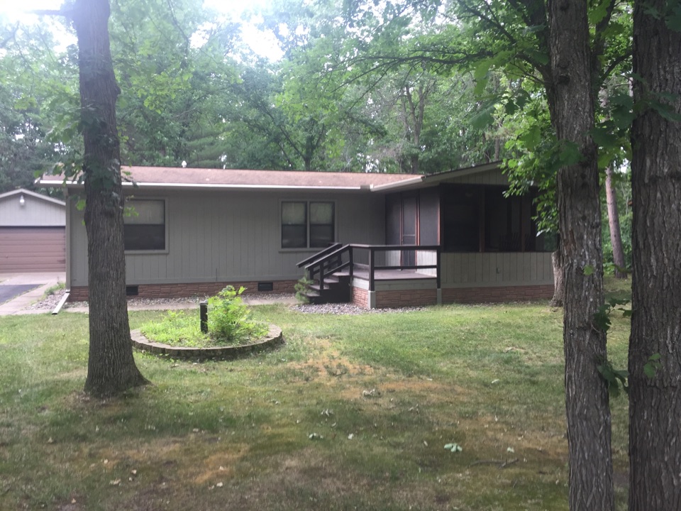 Crosslake, MN - Doing a roofing estimate in Crosslake, MN for new GAF Timberline HD shingles! Crosslake, MN - Doing a roofing estimate in Crosslake, MN for new GAF Timberline HD shingles!