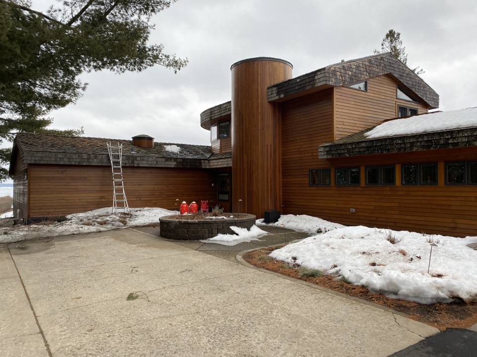 Pequot Lakes, MN - Starting a cedar shake roof in Pine River, MN Pequot Lakes, MN - Starting a cedar shake roof in Pine River, MN