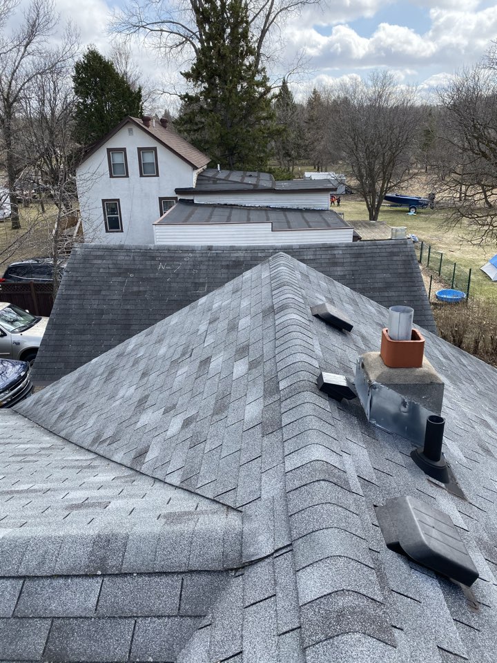 Brainerd, MN - Doing a roofing estimate estimate in Brainerd, MN for new GAF timberline HD shingles and rubber EDPM. Brainerd, MN - Doing a roofing estimate estimate in Brainerd, MN for new GAF timberline HD shingles and rubber EDPM.