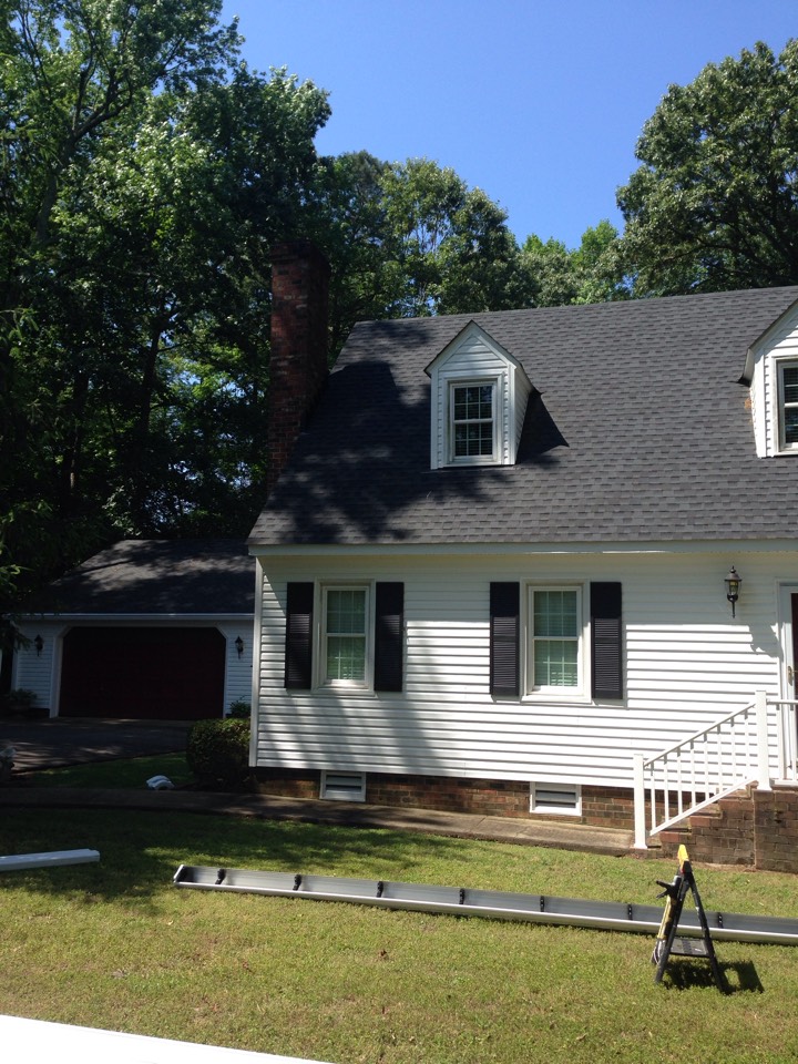 Getting Ms. Johnson finished up today...the garage is complete, now we're working on the main home!