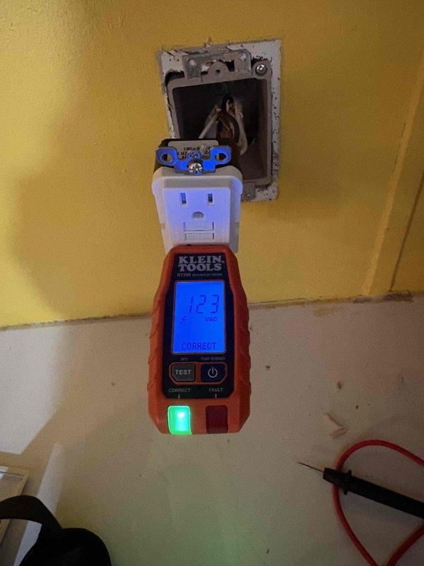 Diagnosed and resolved issue with three non-functioning outlets. Testing with Klein Tools digital tester confirmed proper voltage (120-123 VAC) and wiring configuration after repairs. Reinstalled and verified all outlets are now operating correctly with proper grounding.