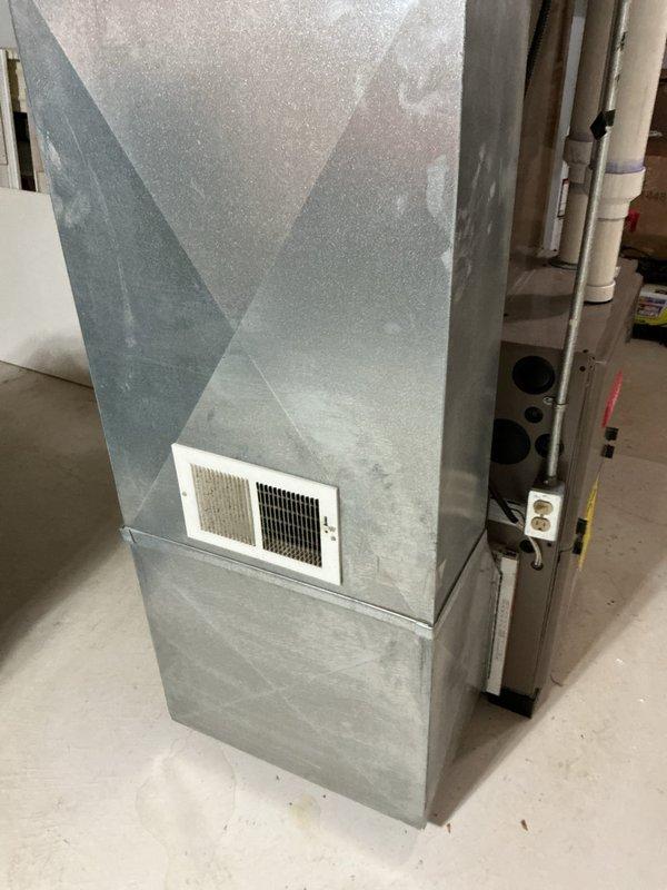 Successfully installed new ductwork system including a wrapper and humidifier (600m, 20 media). Secured all metallic connections, properly insulated wall cavity with fiberglass, and ensured proper mounting of the air handler unit with all required electrical components.
