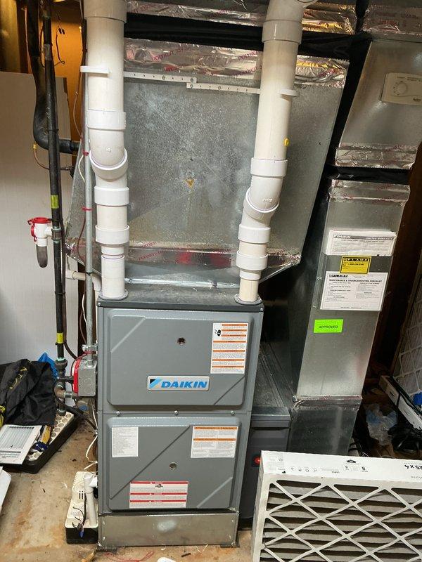 Conducted on-site assessment of non-functional AC system requiring replacement. Evaluated existing Daikin HVAC installation, including furnace unit with PVC ventilation pipes, ductwork with metallic insulation, and associated components (condensate pump, air handler, filtration system). Provided customer with comprehensive replacement options based on current system specifications and home requirements.