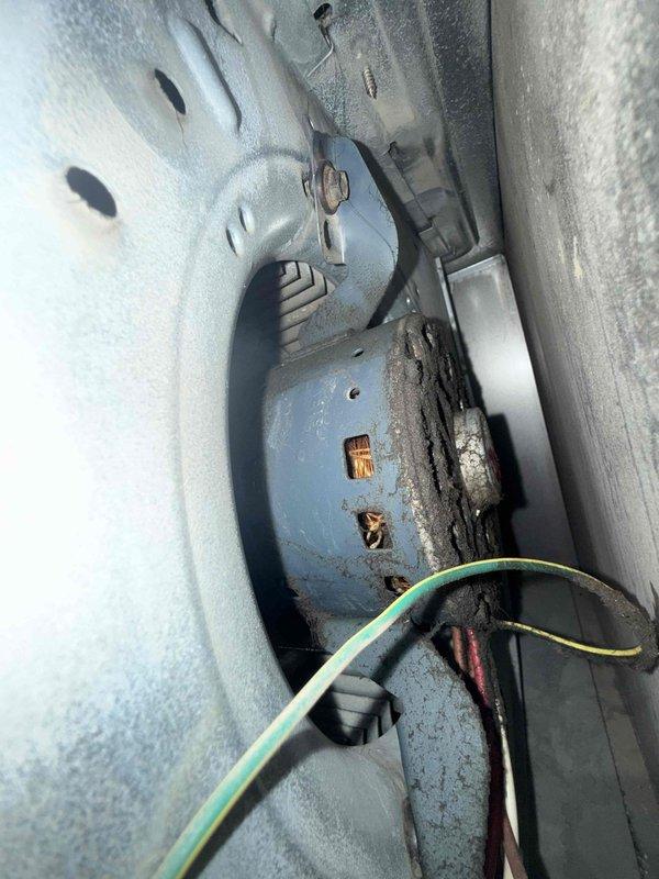Responded to no-heat call for a 15-year-old furnace that had completely ceased operation. Diagnostic inspection revealed significant corrosion and degradation on the heat exchanger, with visible damage to the surrounding electrical components. Replaced the damaged components and restored system functionality after thorough testing.